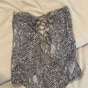 Acacia Bronx one piece snake black and white on both sides. Size M